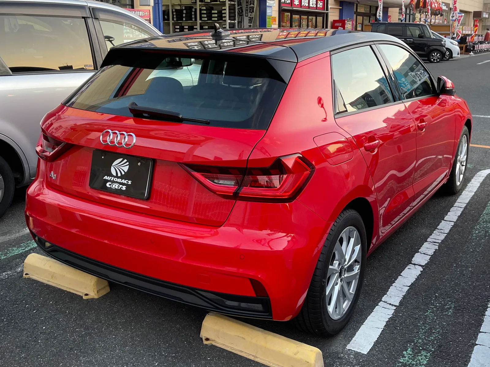 Audi A1 Sportback 2026 rouge profil arrière citadine urbaine