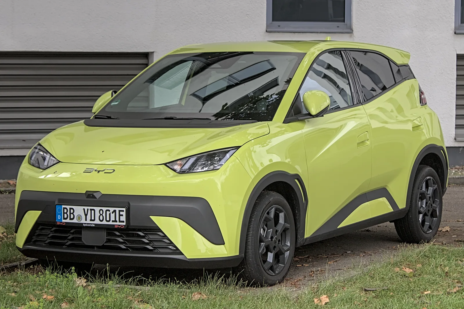 BYD Dolphin Surf 2026 : prix et autonomie — dès 19 990 €
