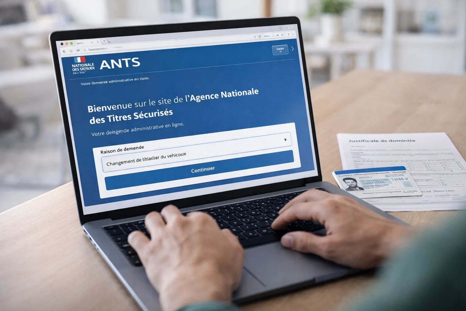 Démarche carte grise en ligne ANTS ordinateur portable interface officielle