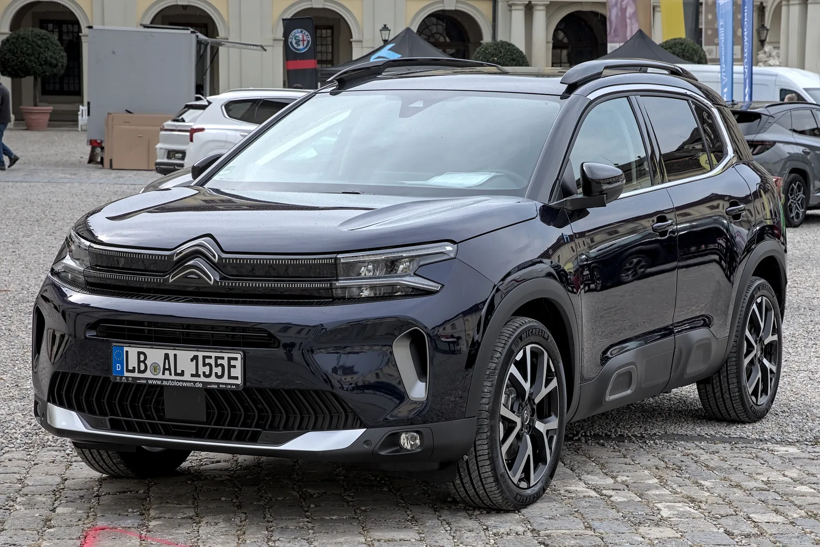 Citroën C5 Aircross 2026 hybride rechargeable PHEV ë-PHEV salon automobile carrosserie bleue