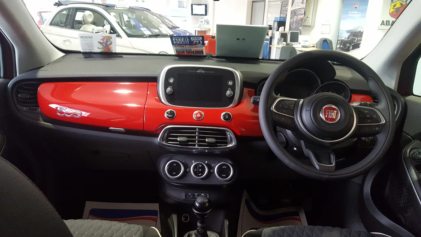 Fiat 500X — tableau de bord et habitacle