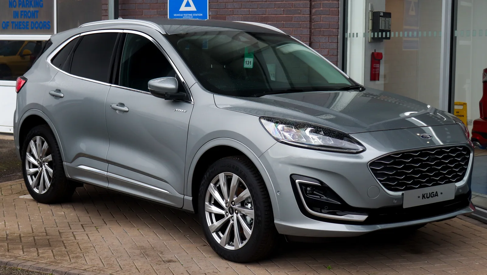 Ford Kuga 2026 : hybride rechargeable, prix et avis complet