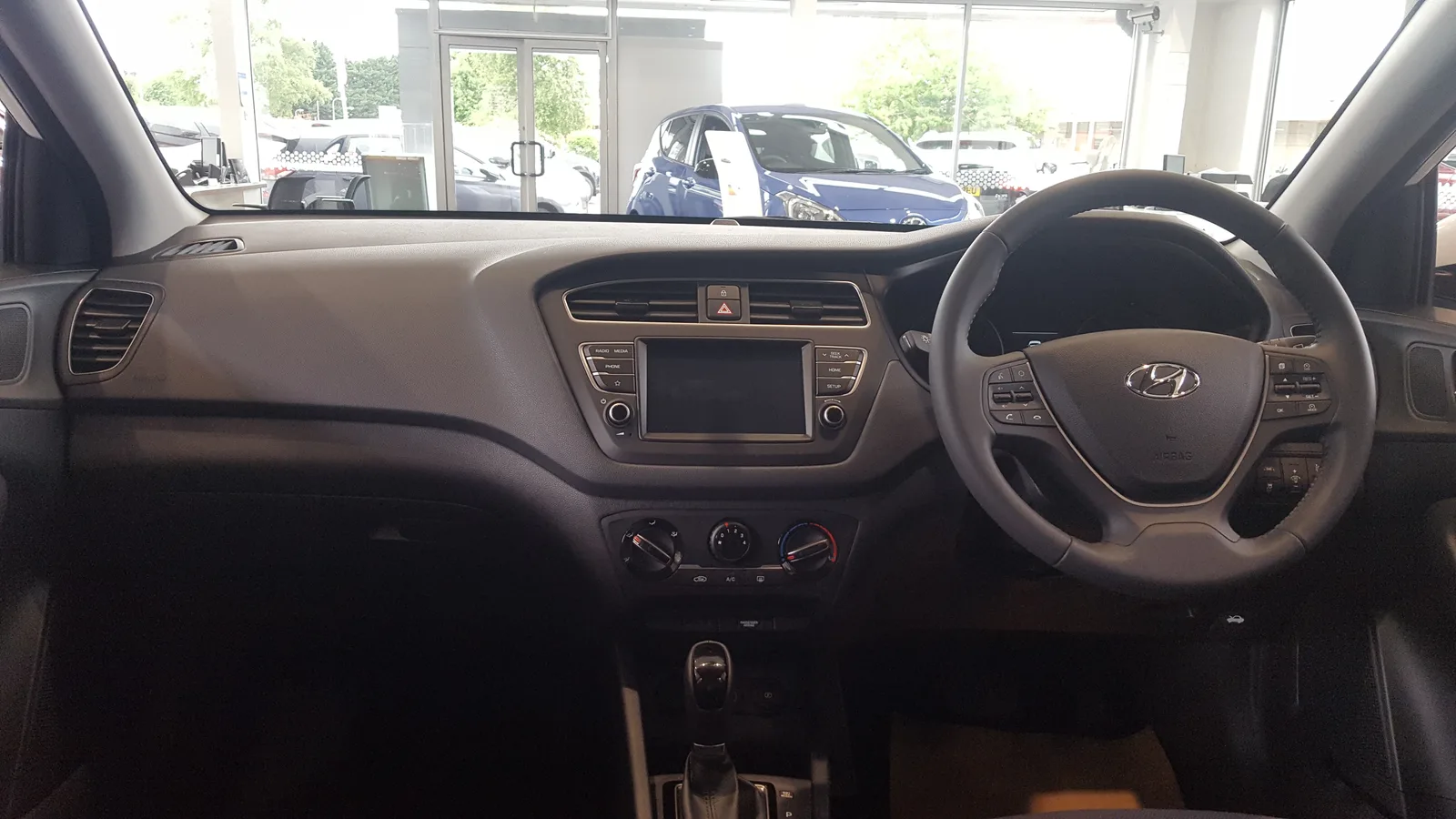 Hyundai i20 2026 intérieur tableau de bord et écran central