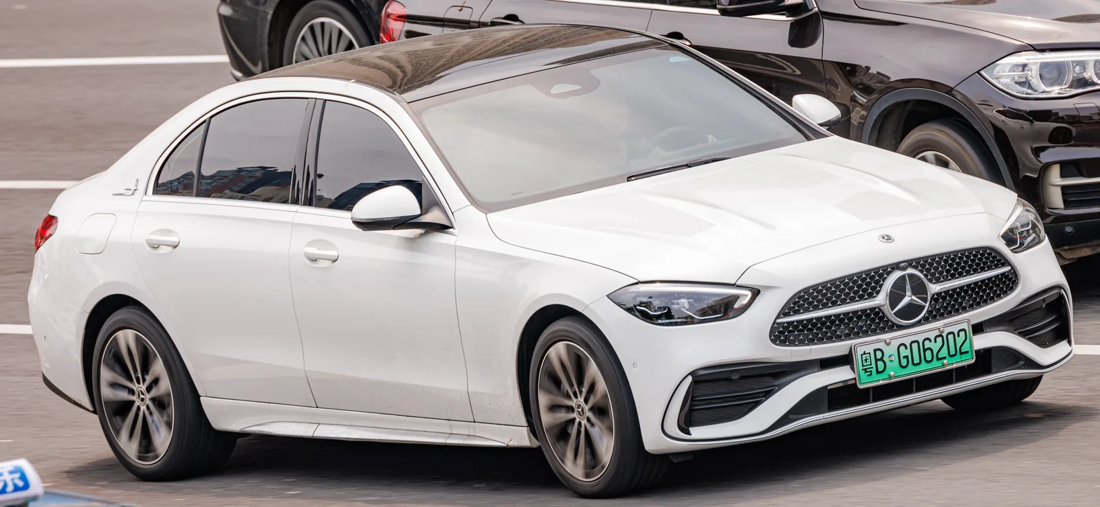 Mercedes Classe C 2026 W206 vue de profil latérale berline grise