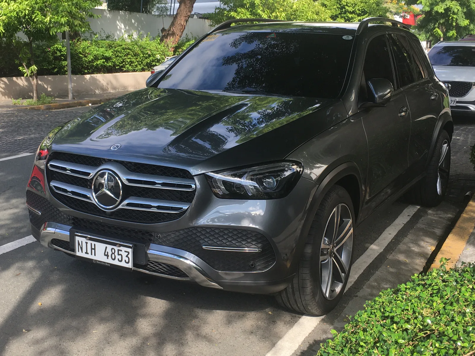 Mercedes-Benz GLE W167 300d 4MATIC 2022 vue profil latérale — gabarit SUV familial grand format