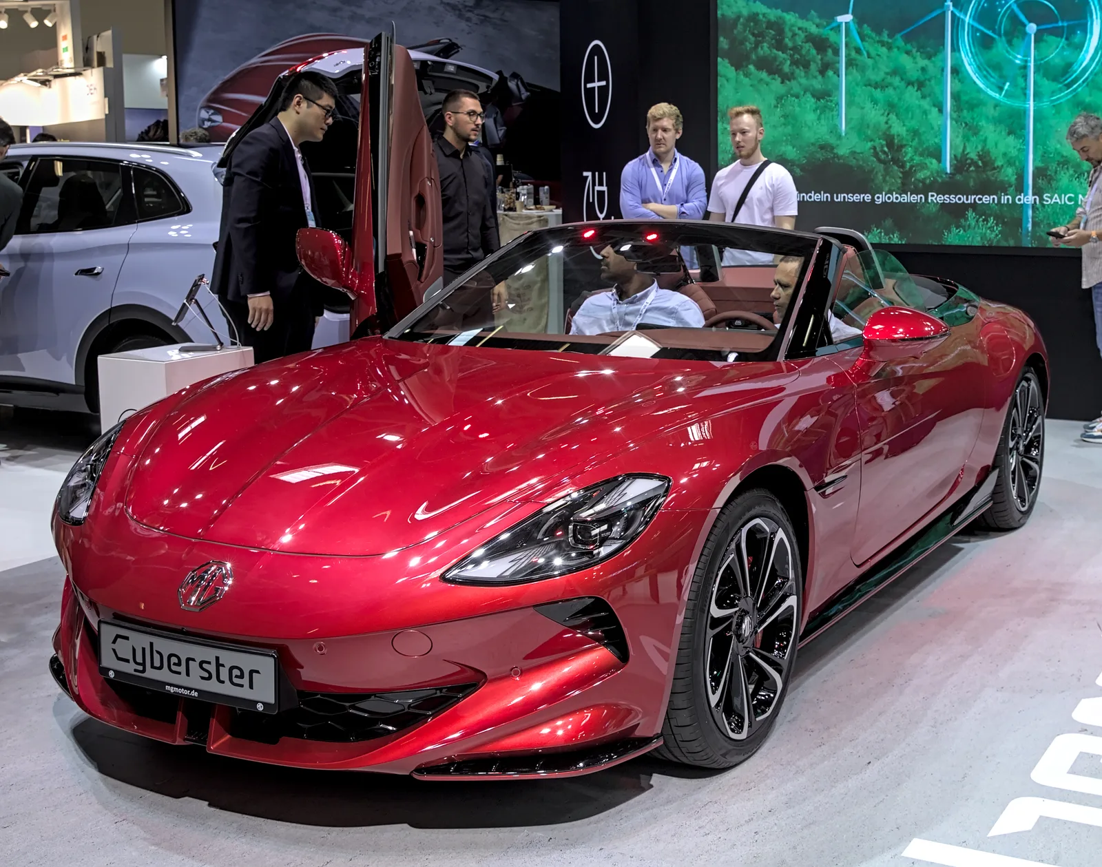 MG Cyberster 2026 : prix dès 62 990 €, fiche technique et avis