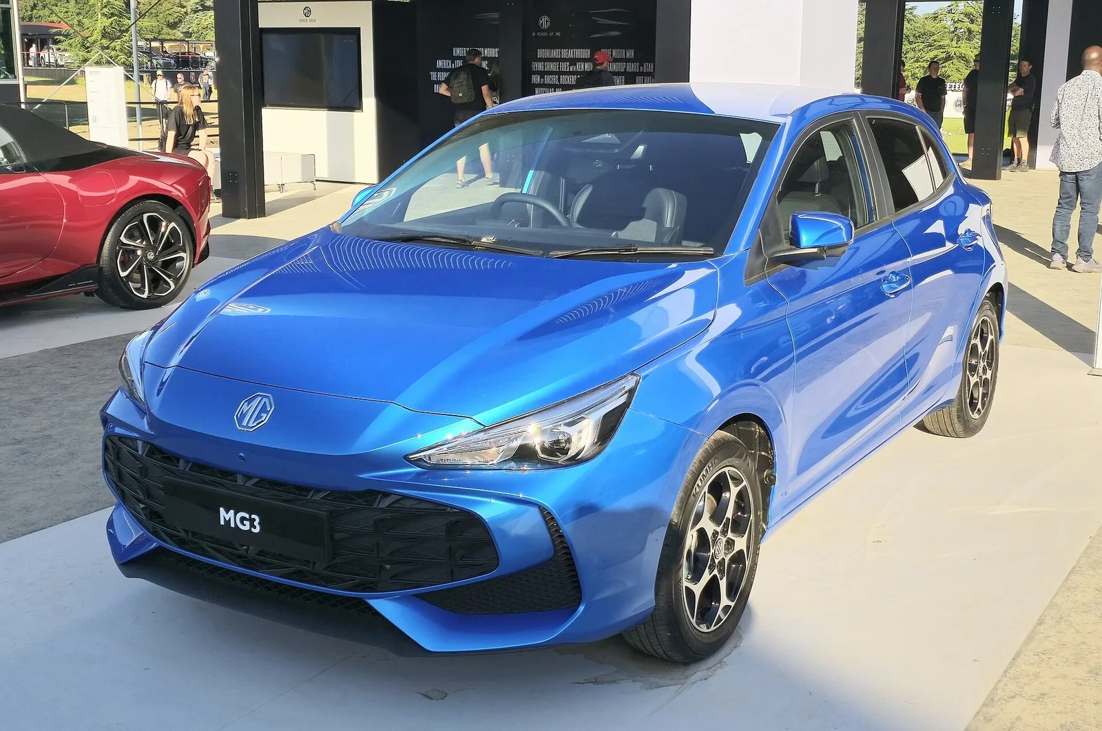MG3 Hybrid+ bleue, citadine hybride à moins de 20 000 euros