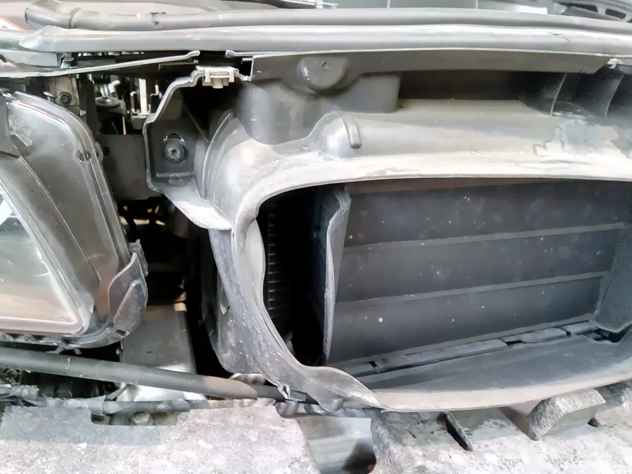 Radiateur et système de refroidissement d'un moteur de voiture