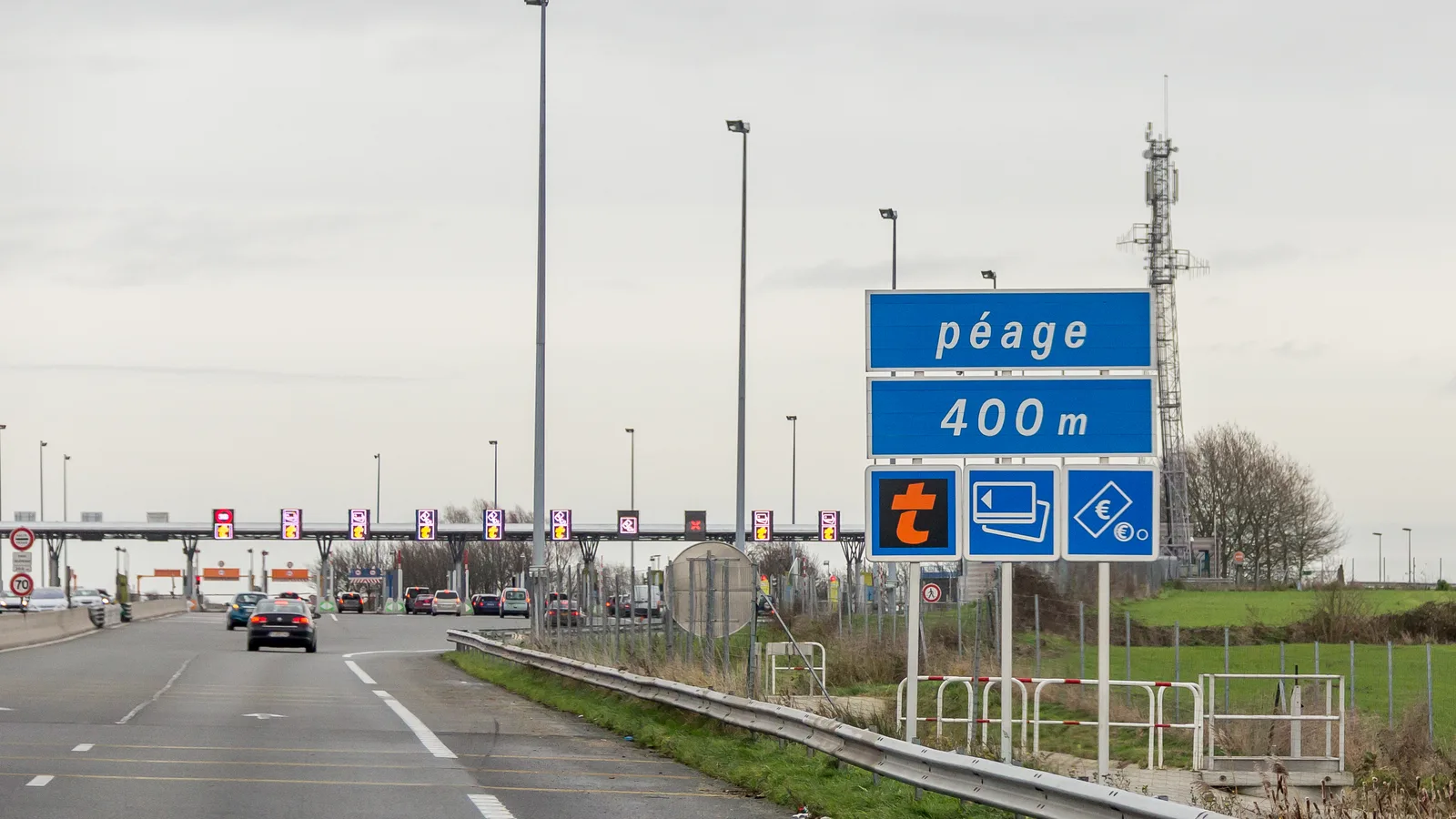 Péage autoroute 2026 : tarifs, hausse et astuces pour économiser