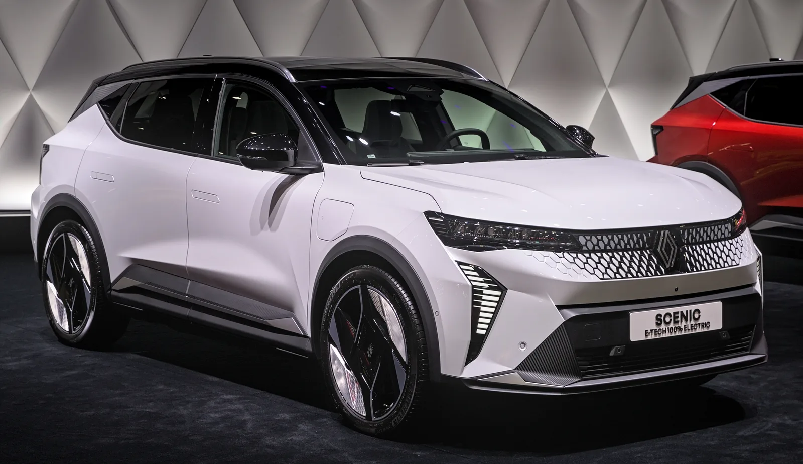 Renault Scénic E-Tech Electric 2026 profil latéral — design SUV électrique Renault