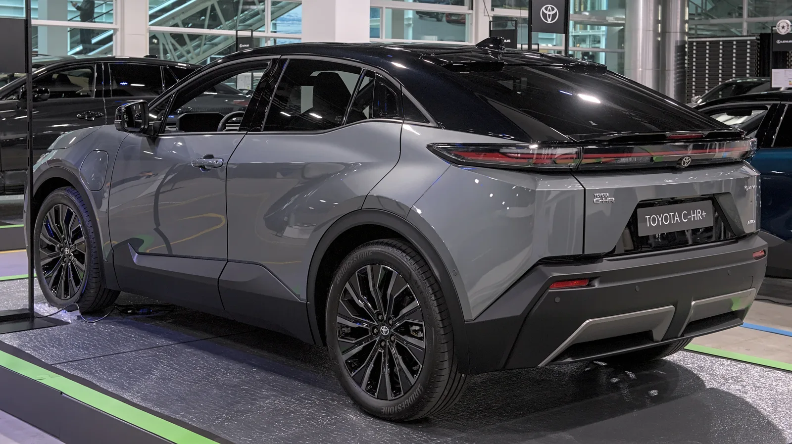 Toyota C-HR+ 2026 : prix dès 39 600 €, autonomie 607 km, avis